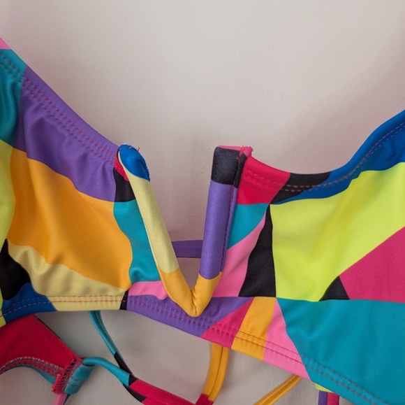 No Boundaries Retro One Piece Suit - L - Picture 2 of 7